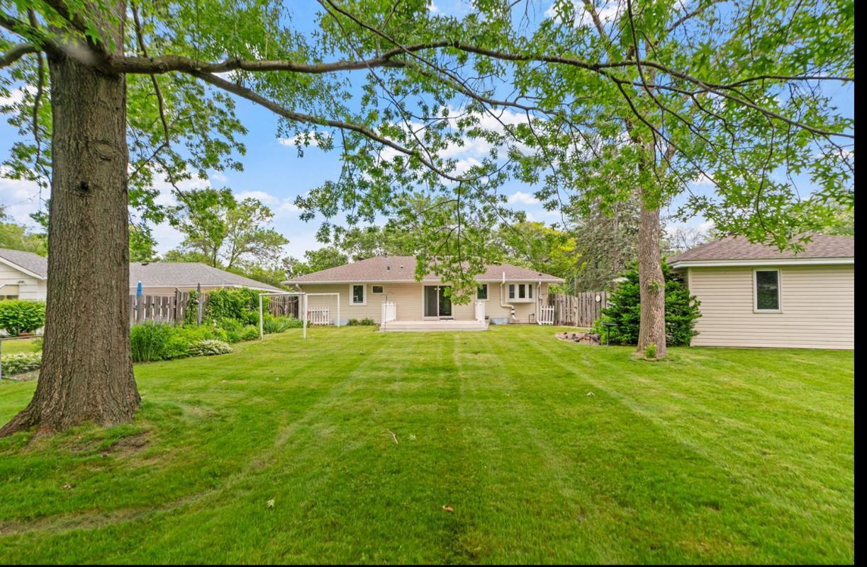 Cottage Grove Haven, Spacious 4-Bed, 3 Baths Retreat מראה חיצוני תמונה