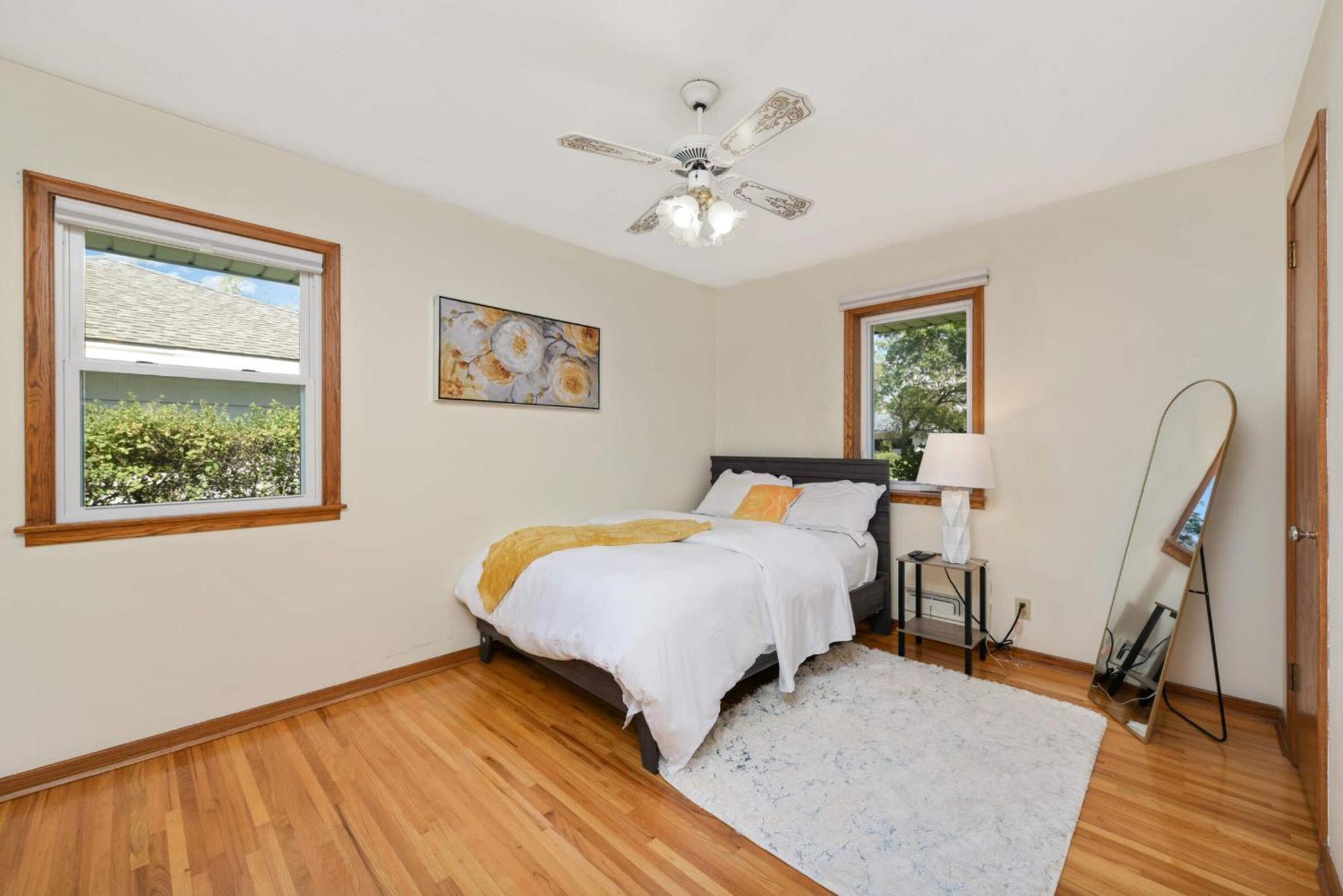 Cottage Grove Haven, Spacious 4-Bed, 3 Baths Retreat מראה חיצוני תמונה